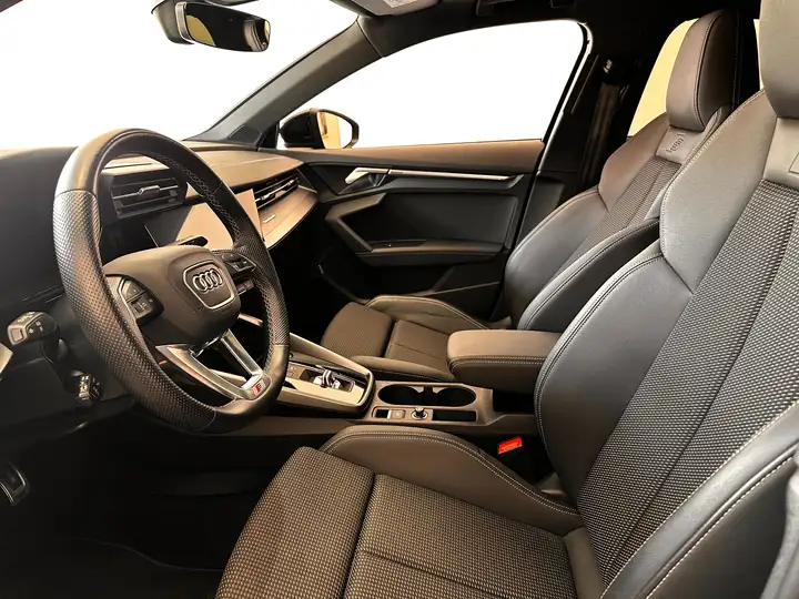 Audi A3 SPB Sportback 40d SLINE